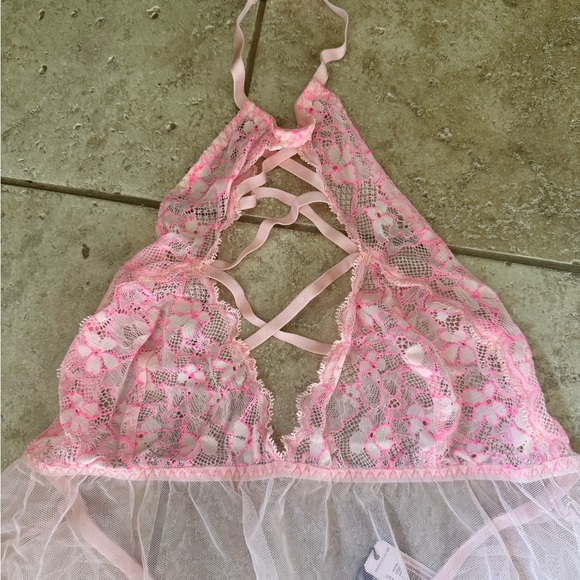 Victoria's Secret lingerie set - Picture 2 of 2